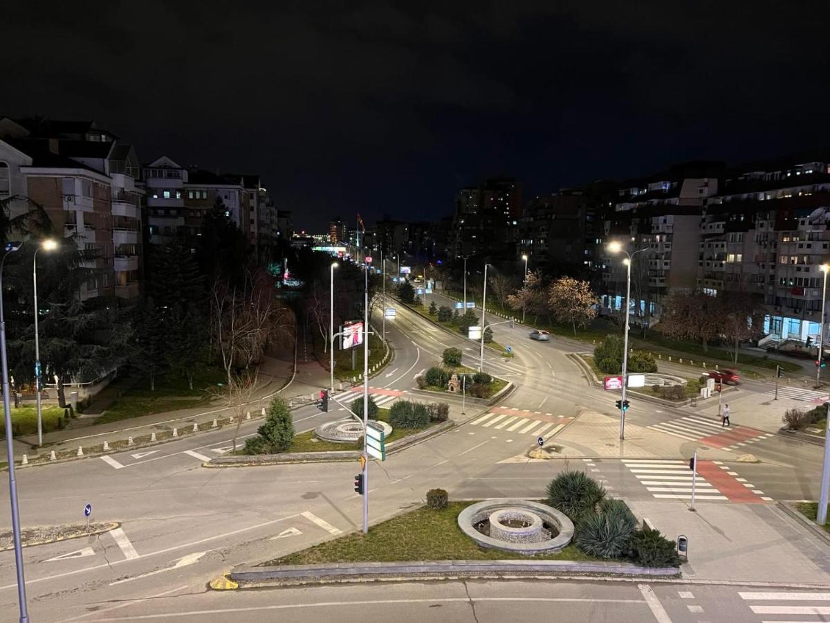 Porta Leks Apartment, Self Check-In, Own Parking Скопье Экстерьер фото