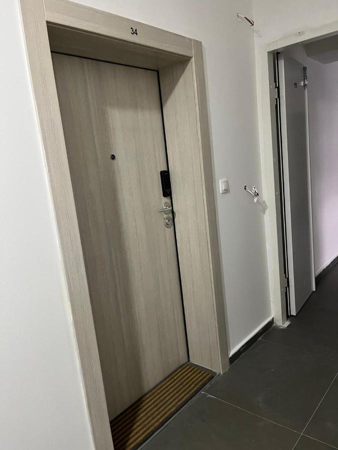 Porta Leks Apartment, Self Check-In, Own Parking Скопье Экстерьер фото