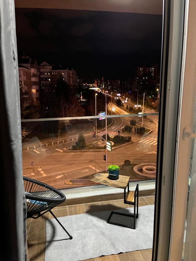 Porta Leks Apartment, Self Check-In, Own Parking Скопье Экстерьер фото