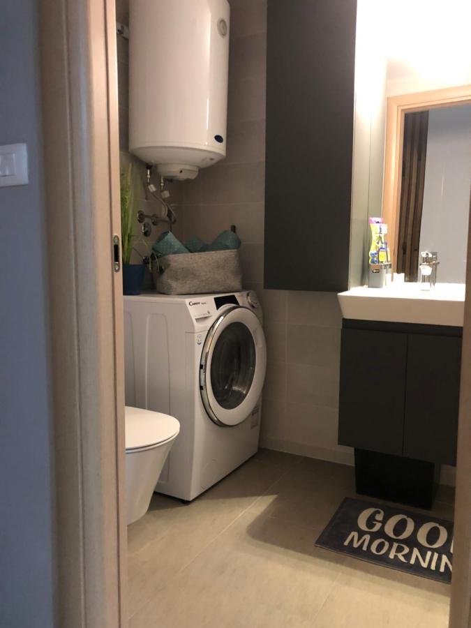 Porta Leks Apartment, Self Check-In, Own Parking Скопье Экстерьер фото